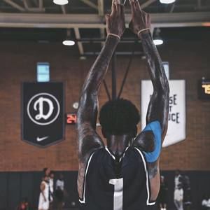 Meet your Posher, Deronn